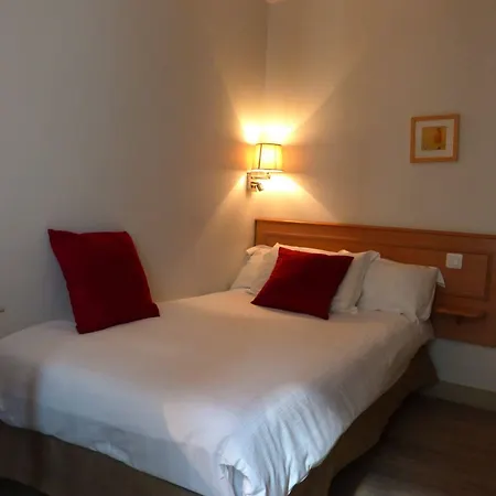Little Regina Hotel 2*