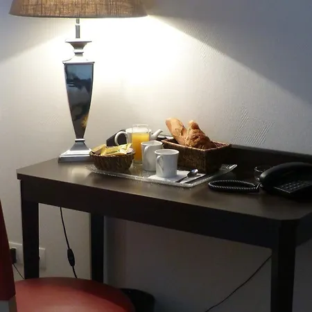 Little Regina Hotel 2*