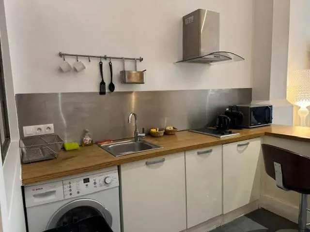 리틀 레지나 호텔