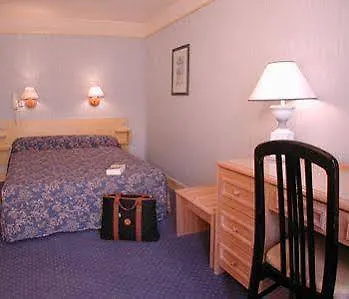 Hotel Little Regina Parigi