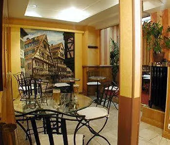 Little Regina Szálloda