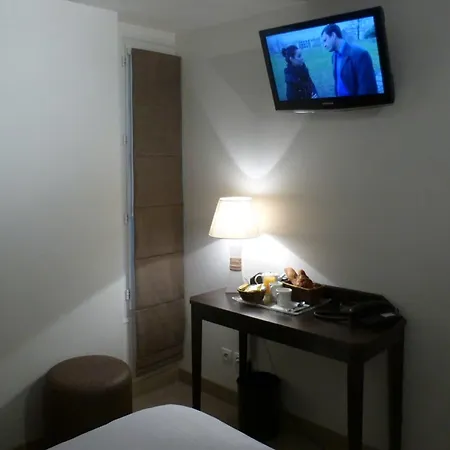 Little Regina Párizs