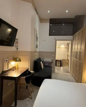 Hotel Little Regina 2*