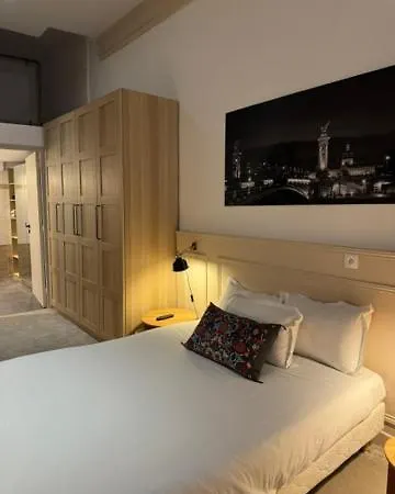 Hotel Little Regina Paris