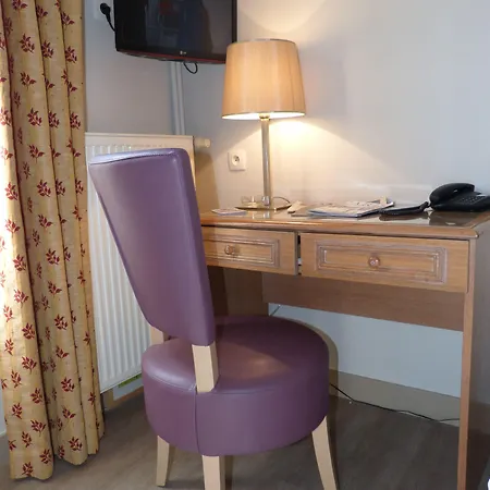 Little Regina Párizs