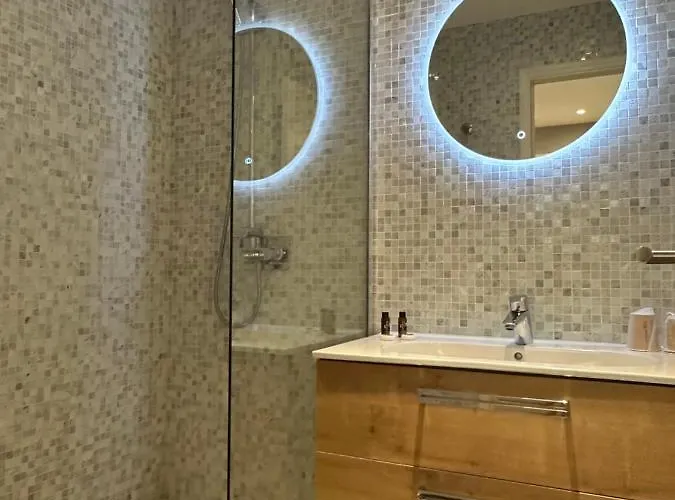 리틀 레지나 파리