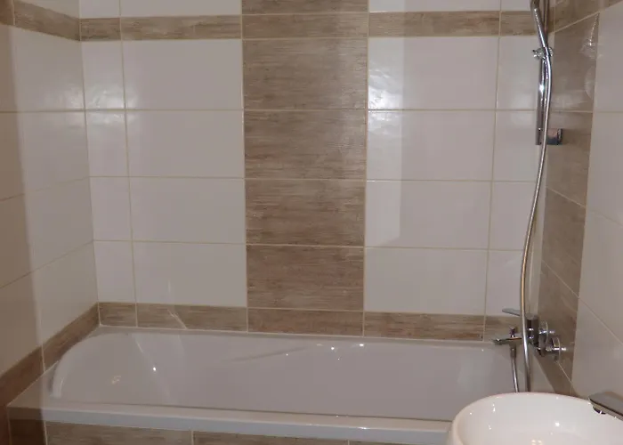 리틀 레지나 호텔