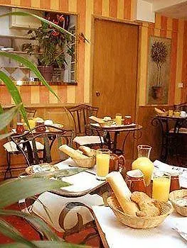 리틀 레지나 파리